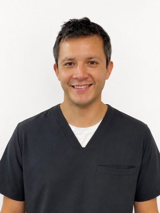 Dr. Leonardo Lazo